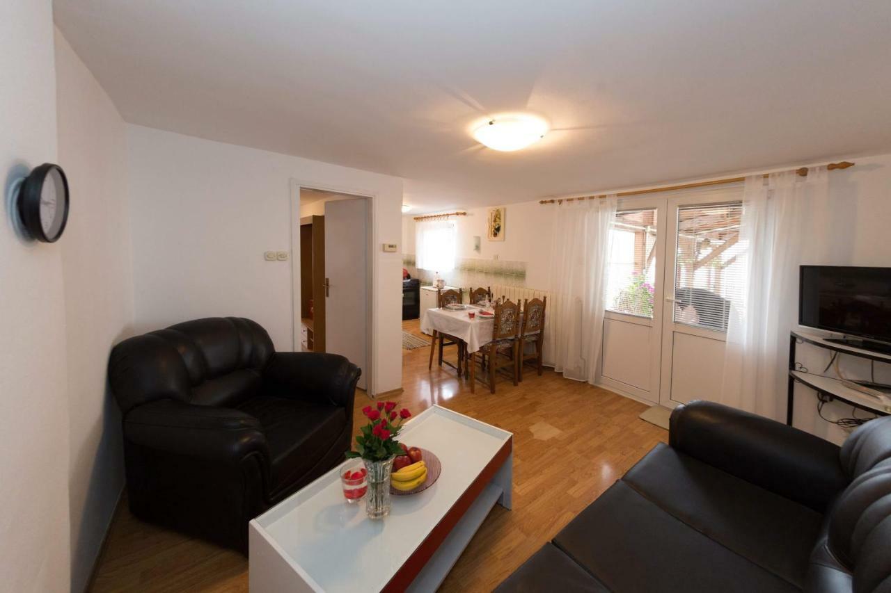 Apartman Antea Otocac Bagian luar foto
